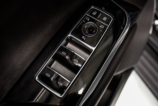 2025 Cadillac Escalade RWD 4dr Premium Luxury - 22956063 - 40