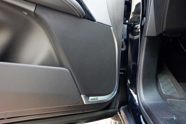 2025 Cadillac Escalade RWD 4dr Sport Platinum - 22949983 - 50