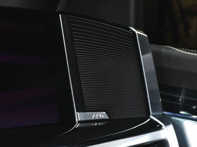 2025 Cadillac Escalade Sport - 22990275 - 33