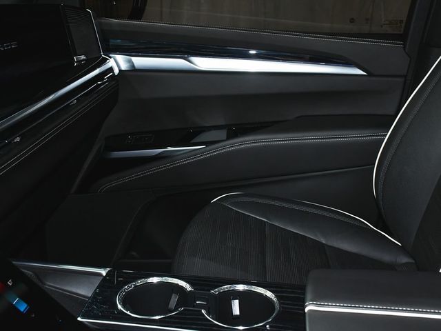 2025 Cadillac Escalade Sport - 22990275 - 45