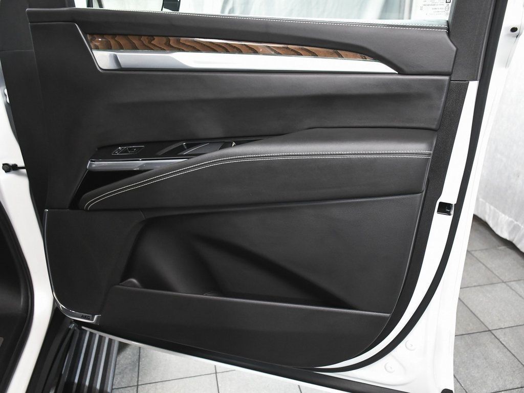 2025 Cadillac Escalade Sport Platinum photo 19