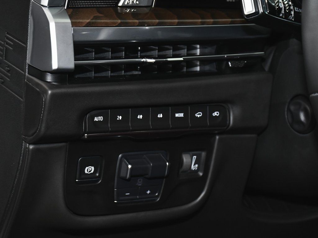 2025 Cadillac Escalade Sport Platinum photo 23