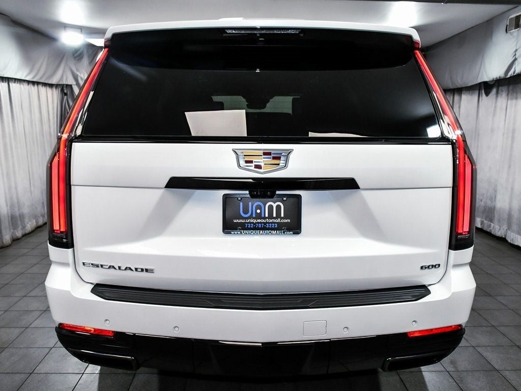 2025 Cadillac Escalade Sport Platinum photo 5