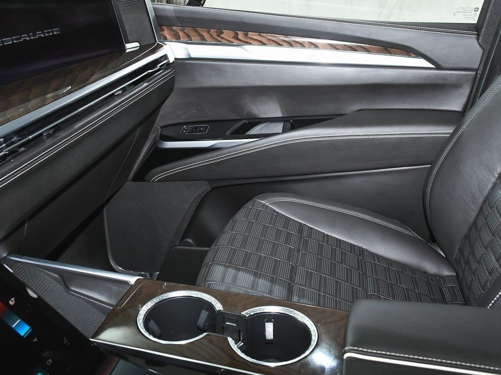 2025 Cadillac Escalade Sport Platinum photo 61