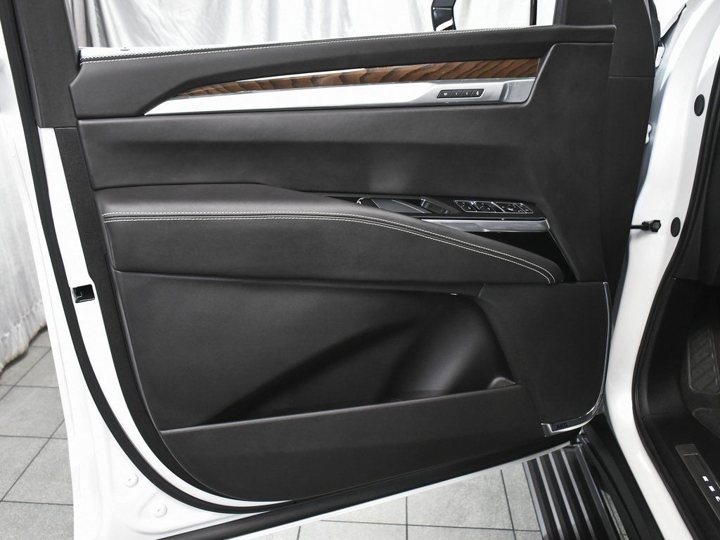 2025 Cadillac Escalade Sport Platinum photo 9