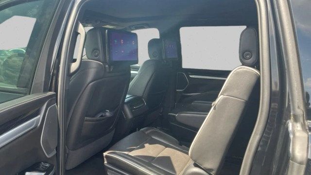 2025 Cadillac Escalade ESV 4WD 4dr Sport - 23048937 - 16