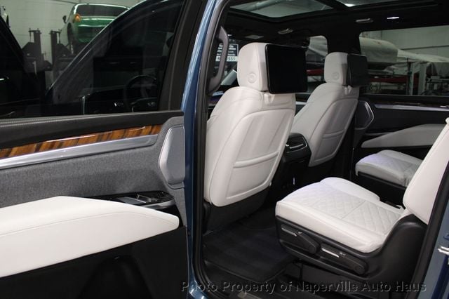 2025 Cadillac Escalade ESV 4WD 4dr Sport Platinum - 22956281 - 41