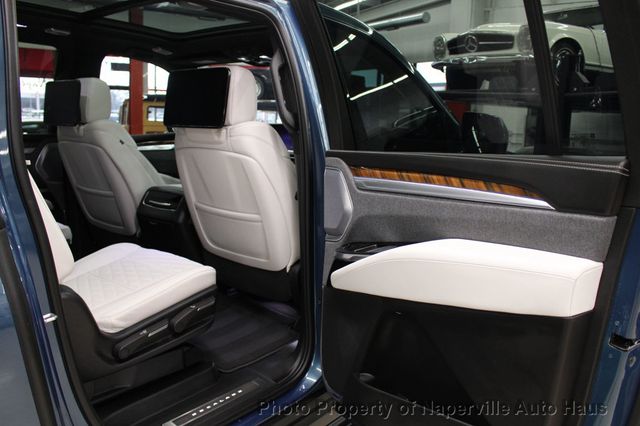 2025 Cadillac Escalade ESV 4WD 4dr Sport Platinum - 22956281 - 53