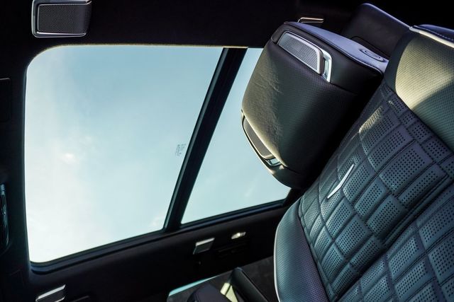 2025 Cadillac Escalade ESV 4WD 4dr Sport Platinum - 22983400 - 7