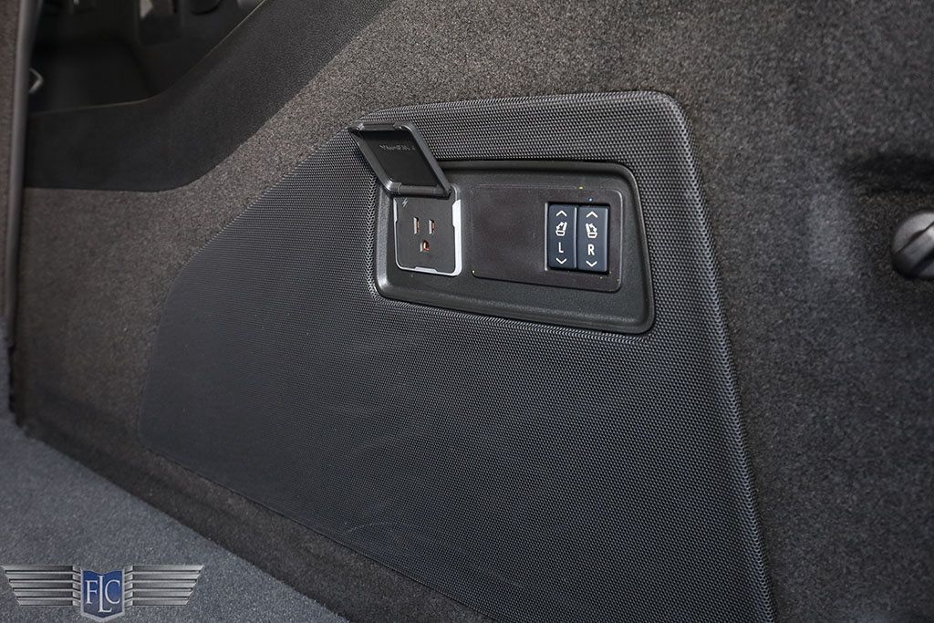 2025 Cadillac Escalade ESV 4WD 4dr Sport Platinum - 22949133 - 31