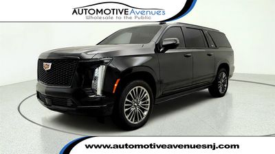 2025 Cadillac Escalade ESV
