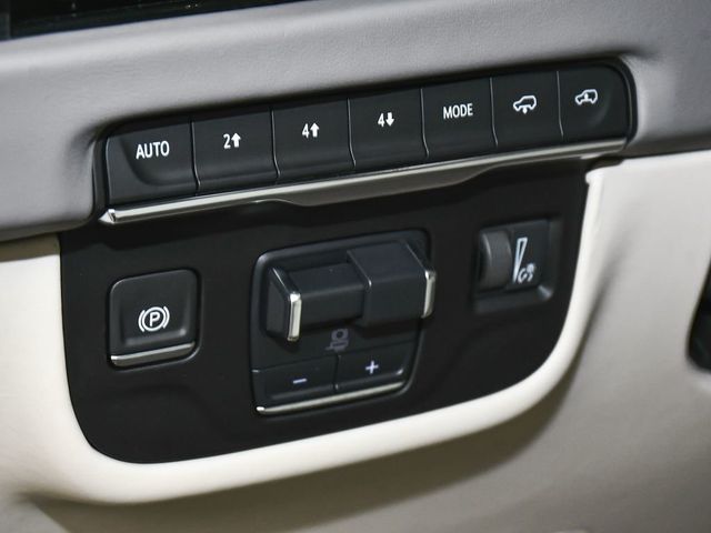 2025 Cadillac Escalade ESV Sport Platinum - 23048107 - 18