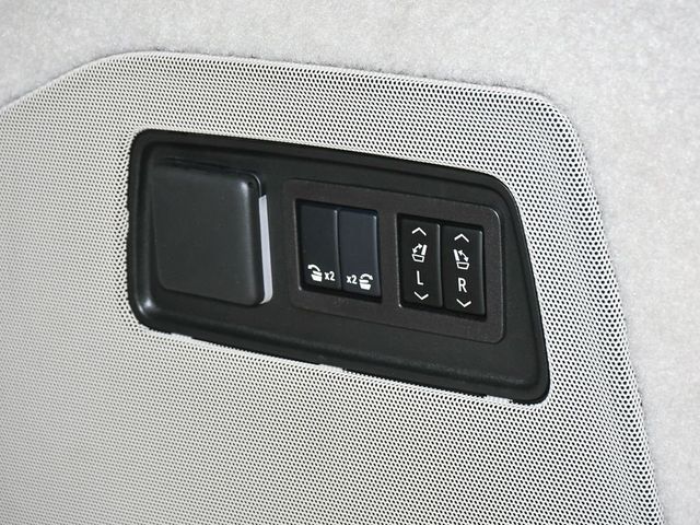 2025 Cadillac Escalade ESV Sport Platinum - 23048107 - 79