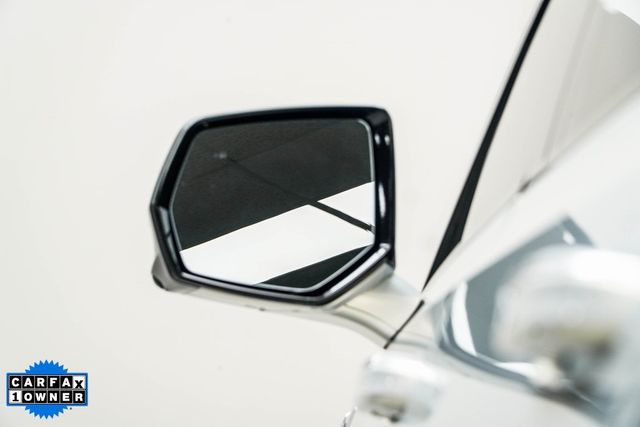 2025 Cadillac Escalade IQ AWD 4dr Luxury 2 - 22948694 - 13