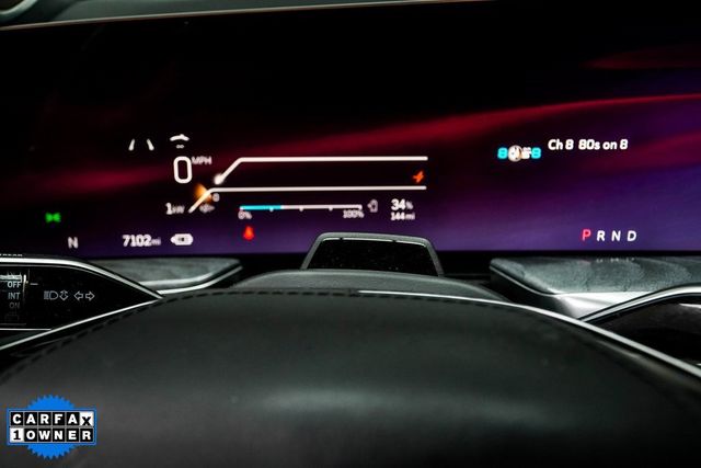 2025 Cadillac Escalade IQ AWD 4dr Luxury 2 - 22948694 - 33