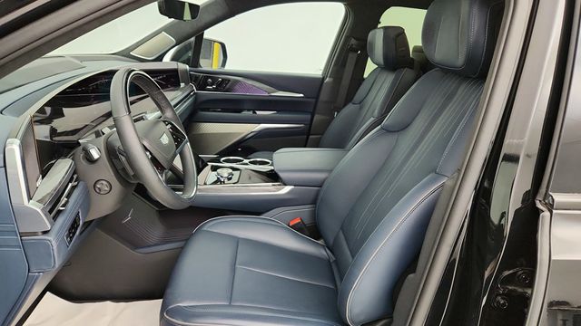 2025 Cadillac Escalade IQ AWD 4dr Luxury 2 with Rear Seat Entertainment System - 22942901 - 22