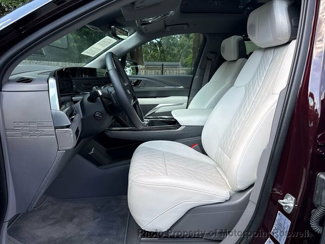 2025 Cadillac Escalade IQ AWD 4dr Sport 1 - 23071314 - 12