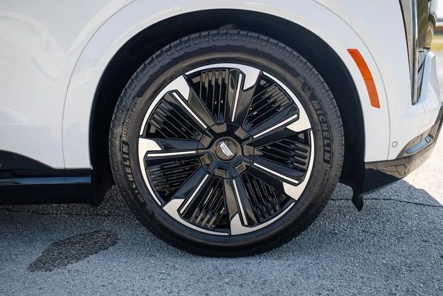 2025 Cadillac Escalade IQ AWD 4dr Sport 2 - 22938501 - 33