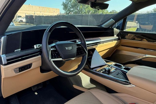 2025 Cadillac Escalade IQ AWD 4dr Sport 2 - 22938501 - 39