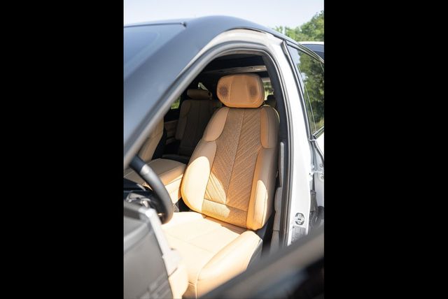 2025 Cadillac Escalade IQ AWD 4dr Sport 2 - 22938501 - 44