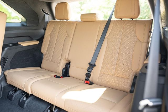 2025 Cadillac Escalade IQ AWD 4dr Sport 2 - 22938501 - 53