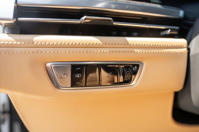 2025 Cadillac Escalade IQ AWD 4dr Sport 2 - 22938501 - 57