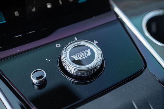 2025 Cadillac Escalade IQ AWD 4dr Sport 2 - 22938501 - 72