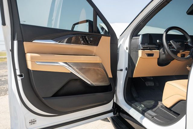 2025 Cadillac Escalade IQ AWD 4dr Sport 2 - 22938501 - 77