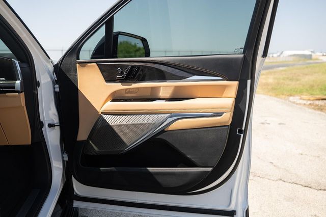 2025 Cadillac Escalade IQ AWD 4dr Sport 2 - 22938501 - 84