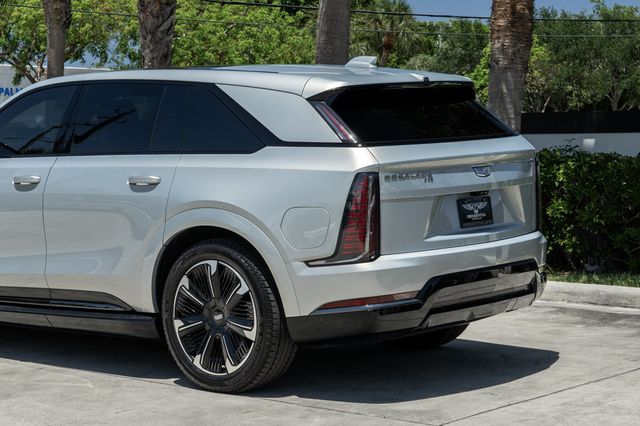 2025 Cadillac Escalade IQ AWD 4dr Sport 2 - 23024181 - 4