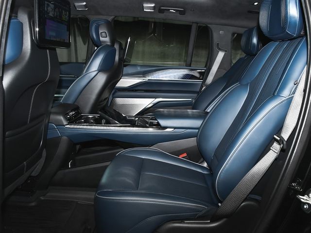 2025 Cadillac Escalade IQ Sport 2 - 22935321 - 56