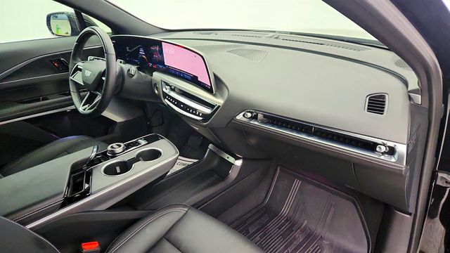 2025 Cadillac LYRIQ 4dr Luxury 2 (1SD) - 22999347 - 24