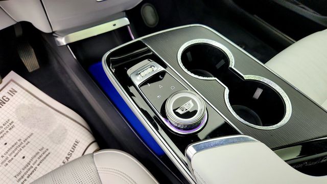 2025 Cadillac LYRIQ 4dr Luxury w/1SC - 23062030 - 15