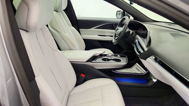 2025 Cadillac LYRIQ 4dr Luxury w/1SC - 23062030 - 22