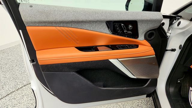 2025 Cadillac OPTIQ AWD 4dr Sport 2 (1SH) with 339 Miles of Range - 22964454 - 10