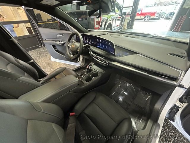 2025 Cadillac XT4 AWD 4dr Sport - 23046930 - 23