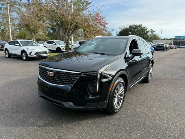 2025 Cadillac XT4 FWD 4dr Premium Luxury - 22957659 - 0
