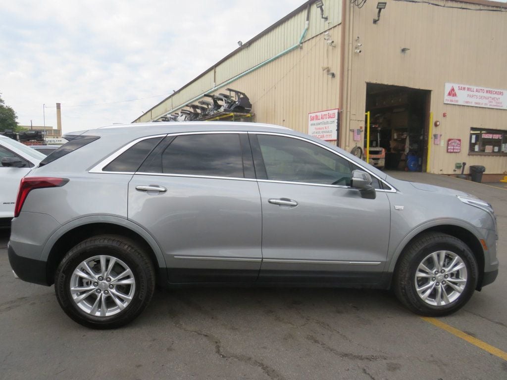 2025 Cadillac XT5 Luxury photo 4