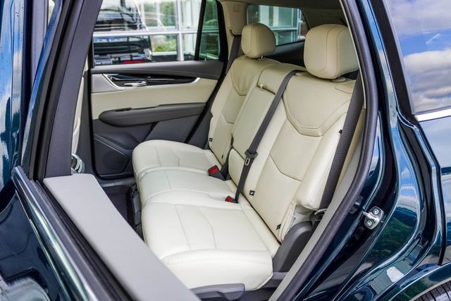 2025 Cadillac XT6 FWD 4dr Premium Luxury - 22952940 - 24