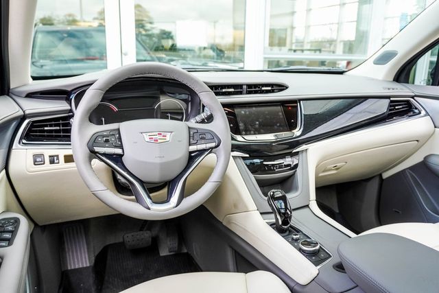 2025 Cadillac XT6 FWD 4dr Premium Luxury - 22952940 - 4