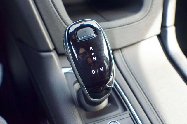 2025 Cadillac XT6 Local Trade/Luxury Pkg/Heated Leather Seats/Blind Zone Alert - 22993092 - 26