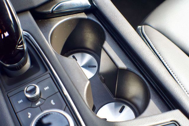 2025 Cadillac XT6 Local Trade/Luxury Pkg/Heated Leather Seats/Blind Zone Alert - 22993092 - 31