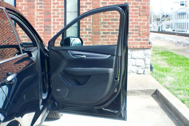 2025 Cadillac XT6 Local Trade/Luxury Pkg/Heated Leather Seats/Blind Zone Alert - 22993092 - 41