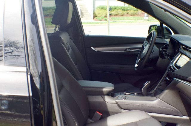 2025 Cadillac XT6 Local Trade/Luxury Pkg/Heated Leather Seats/Blind Zone Alert - 22993092 - 42