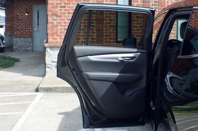 2025 Cadillac XT6 Local Trade/Luxury Pkg/Heated Leather Seats/Blind Zone Alert - 22993092 - 45