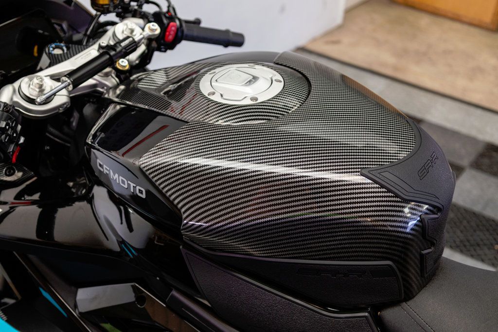 2025 CF MOTO 675 SS LOW MILE SPORT BIKE! - 23057517 - 12