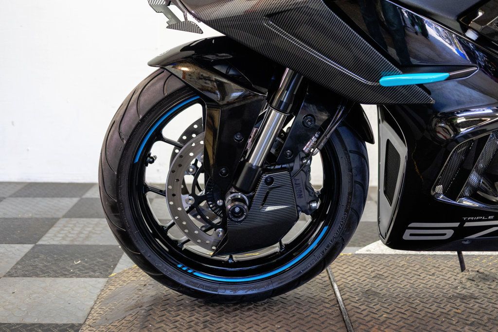 2025 CF MOTO 675 SS LOW MILE SPORT BIKE! - 23057517 - 17