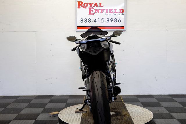 2025 CF MOTO 675 SS LOW MILE SPORT BIKE! - 23057517 - 7