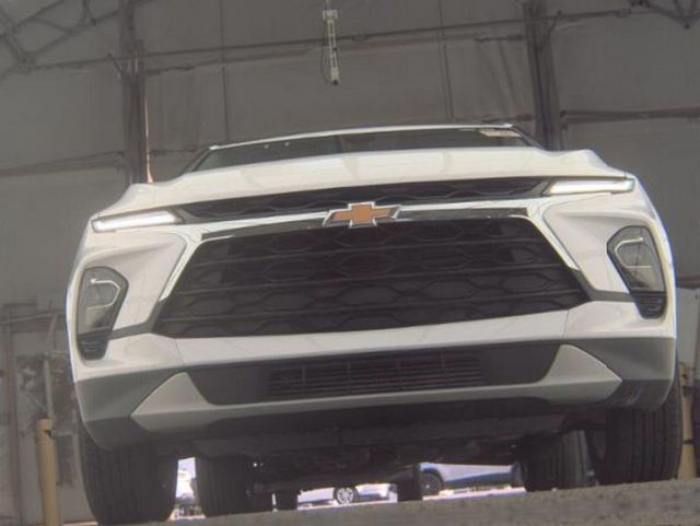 2025 Chevrolet Blazer AWD 4dr LT w/2LT - 23033802 - 3