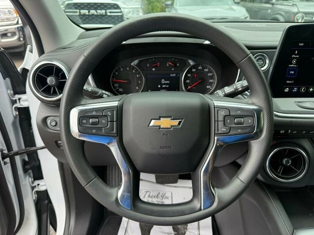 2025 Chevrolet Blazer 2.0T 2LT FWD's photo